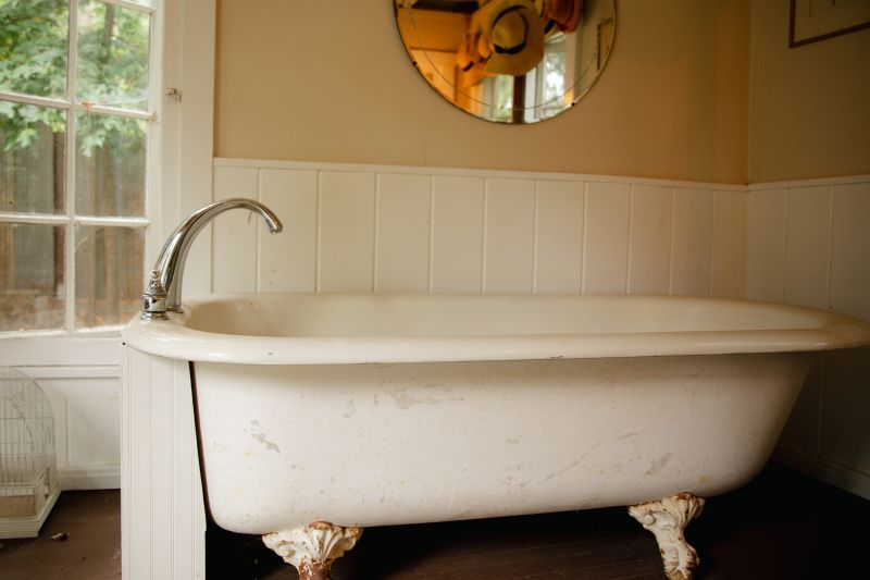 Top Bathtub Installation Companies in Chagrin Falls, OH